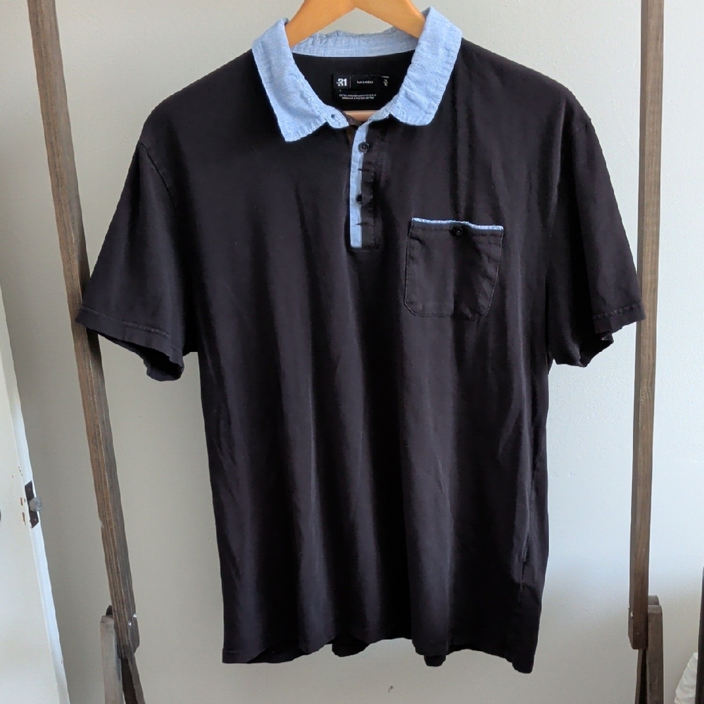 Le31 By Simons Black Polo Shirt with Light Blue Collar